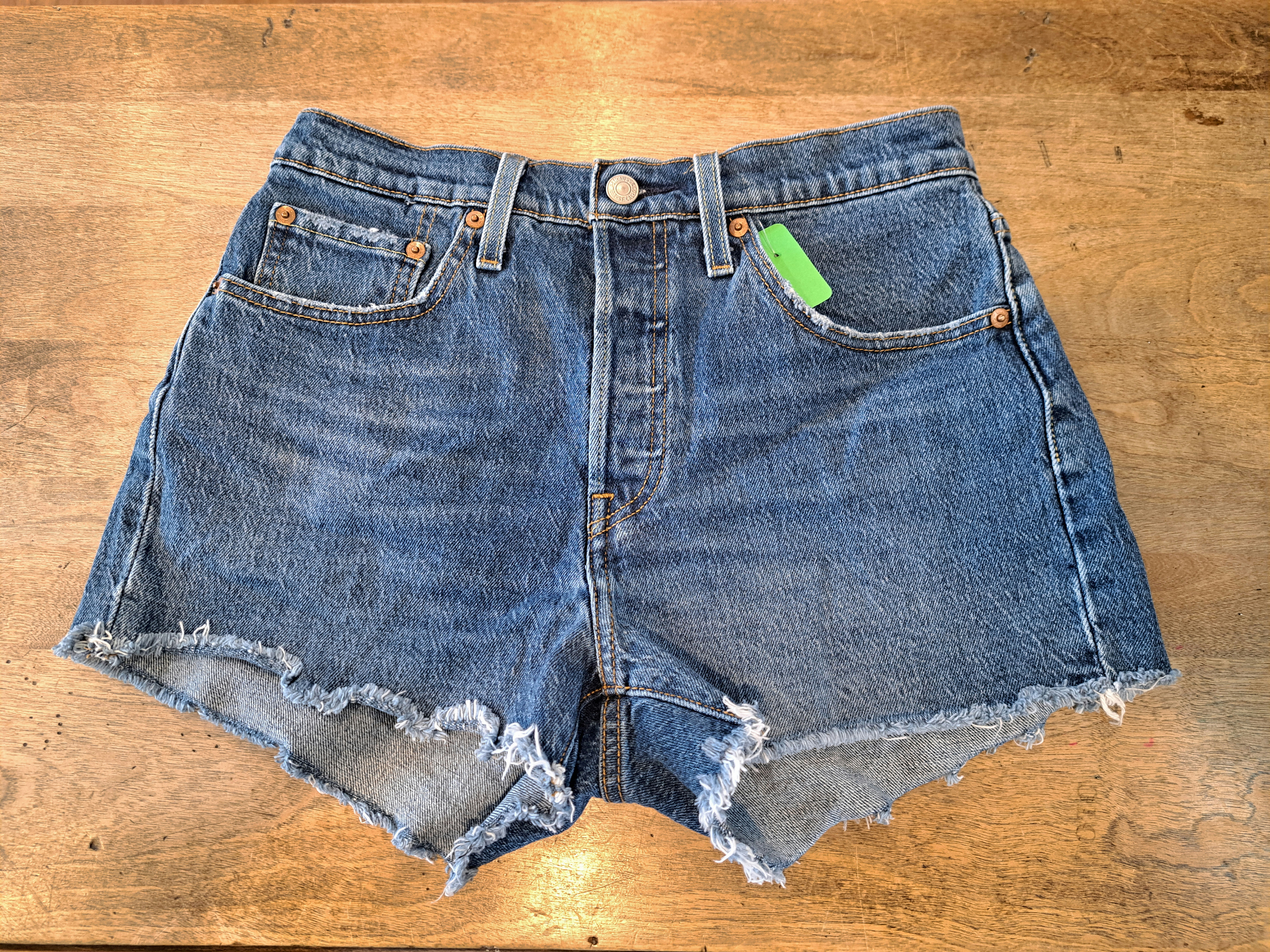 Levi's Shorts 