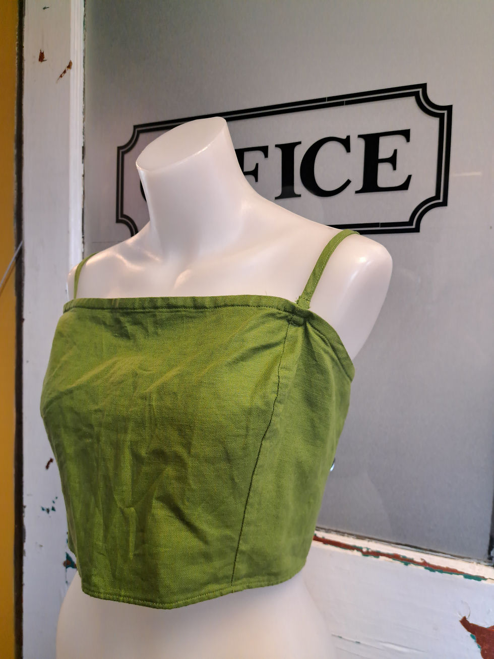 Thumbnail: NWT Gap Tank 