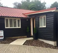 Unique body clinic