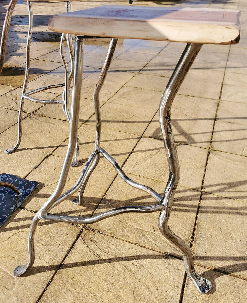 Miniature : Ensemble mange debout acier forgé bois