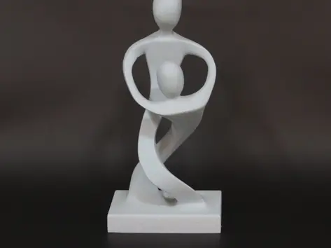 Figura impresa en fialmento PLA en color mármol de 20 cm