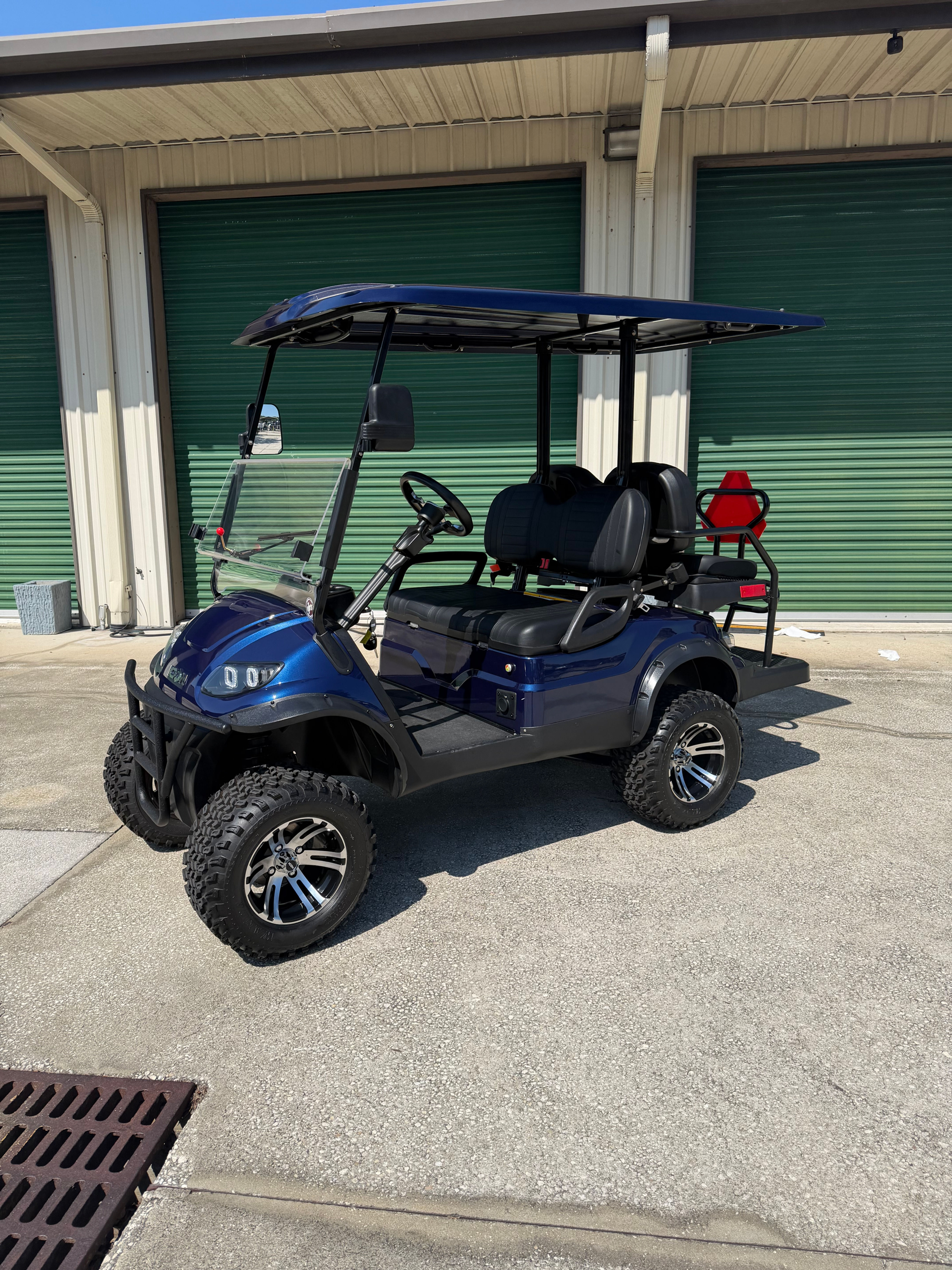 2023 Icon I40L four seater