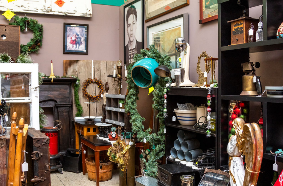 Antiques & Uniques One of the largest antique malls in Ohio!