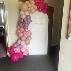 Personalised sailboard backdrop with balloon garland for birthdays, weddings, baby showers & anniversaries. Louise’s Party Deals, Ripley Derbyshire.