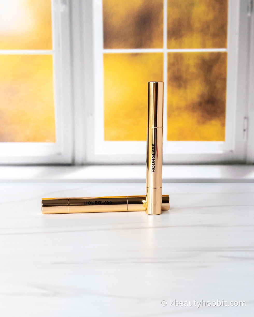 Hourglass Phantom Volumizing Glossy Balm