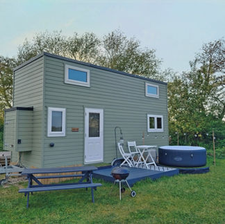 Bracken Heights, the Tiny House with hot tub at BrackenXcapes glamping site