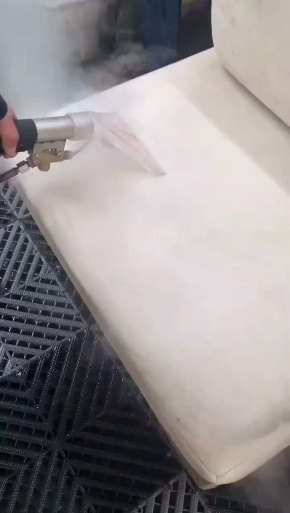 Carpet cleaning.jpg