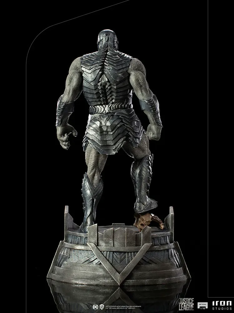Zack Snyder's Justice League Aquaman MAFEX Makes a Splash