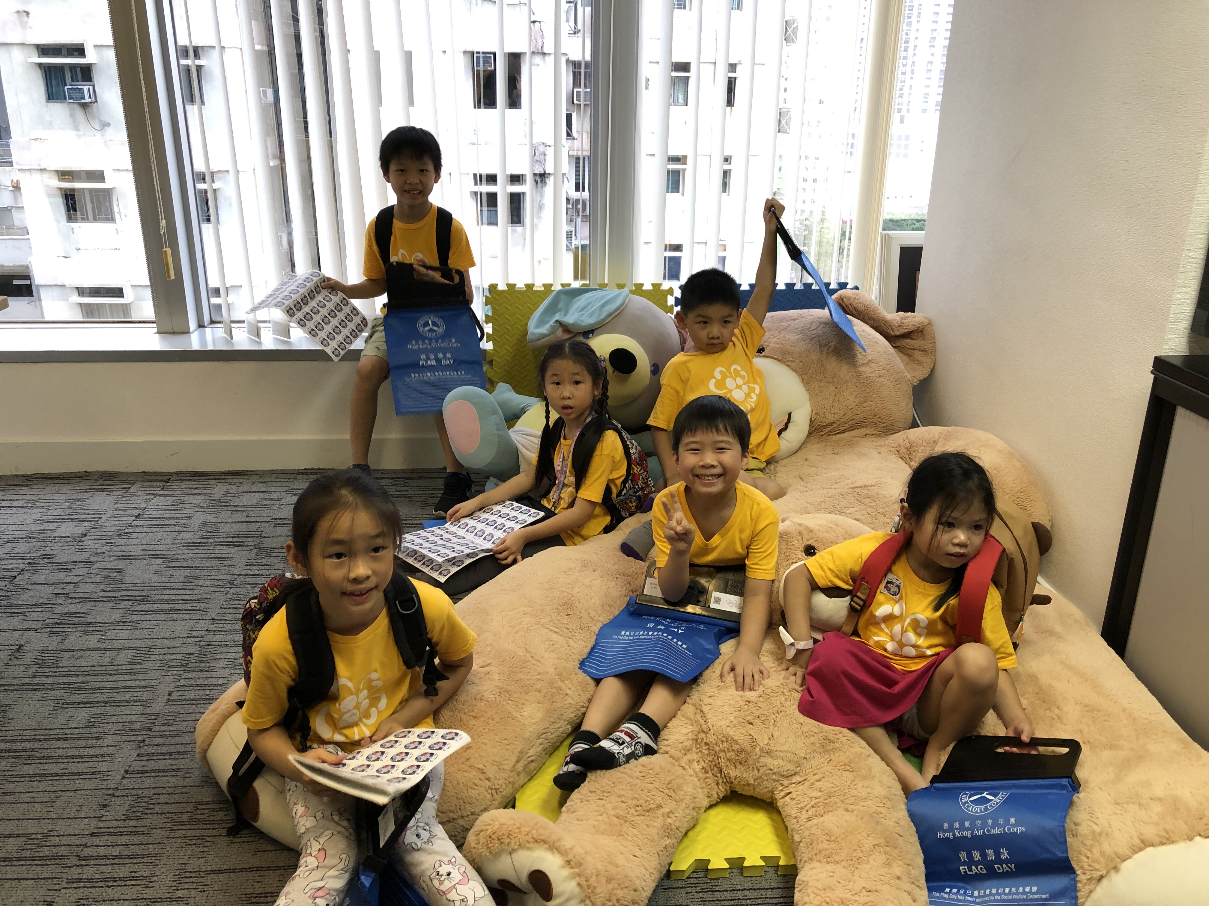 香港航空青年團 2019賣旗日