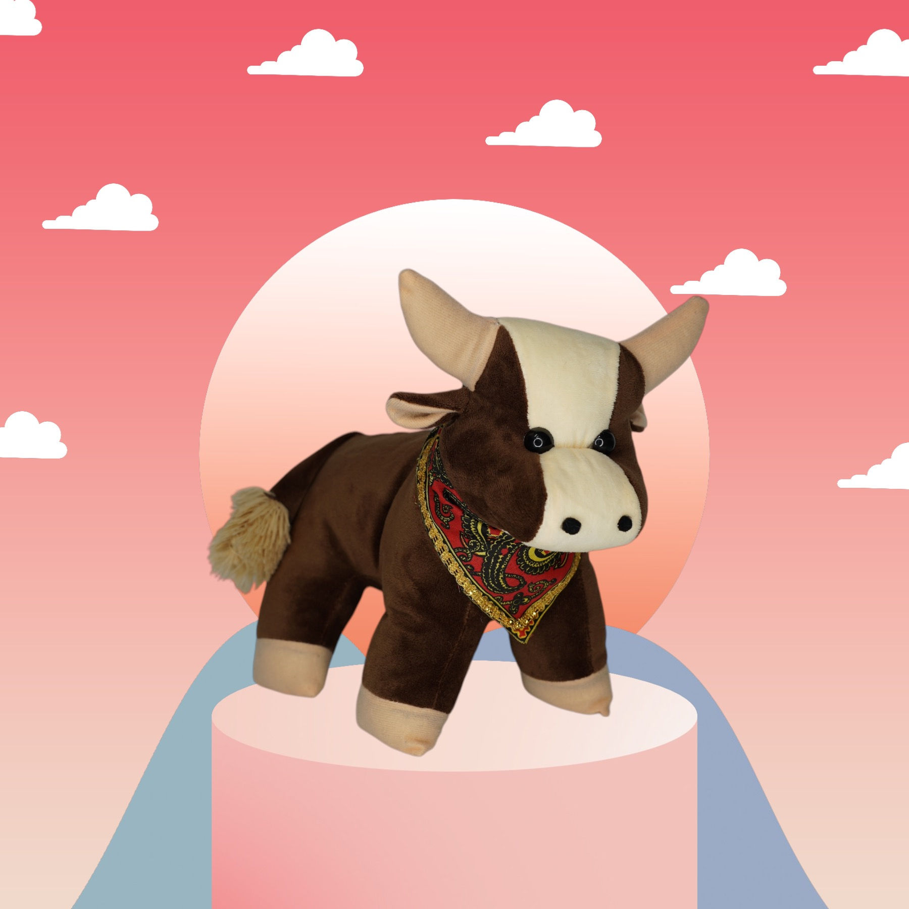 Toro de peluche color café con crema