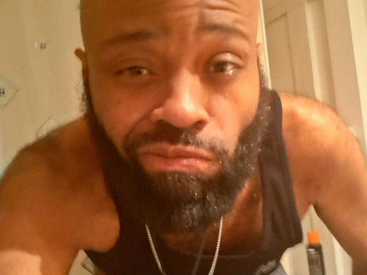 Dat wide loose back ain't bringing the boys to the yard!