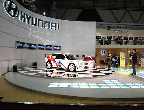 2004 autoshow hyundai (5).JPG