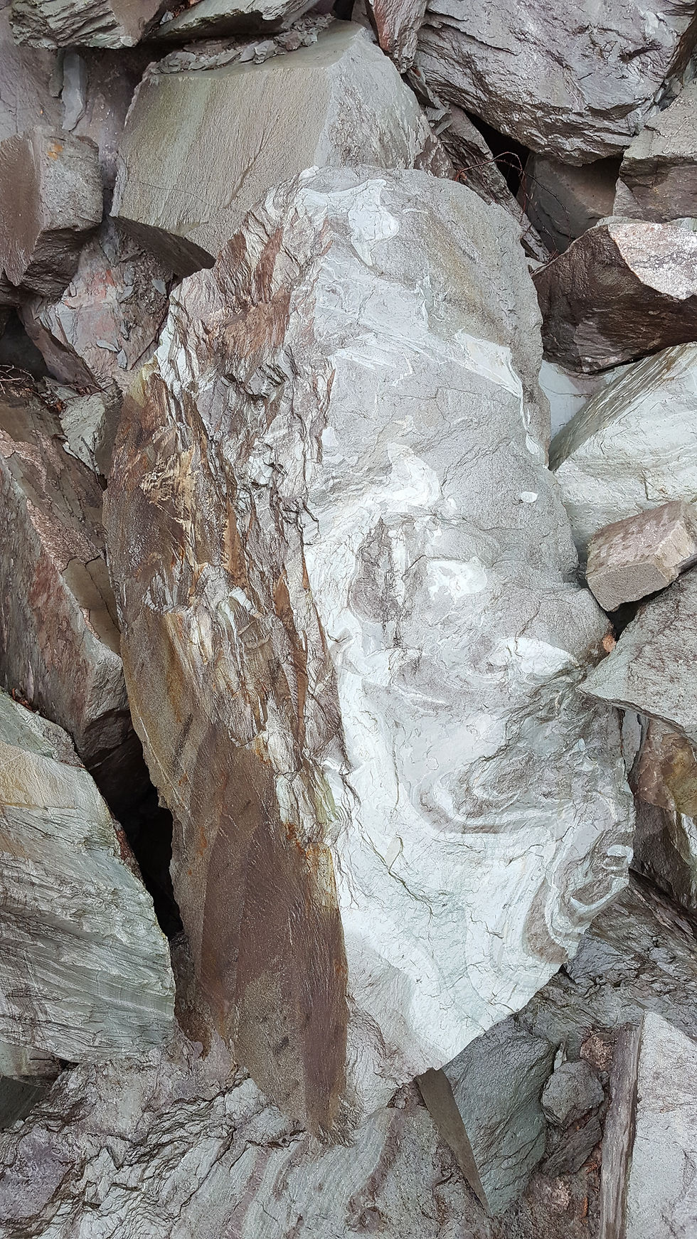 Thumbnail: Rock Armour / Landscaping Boulders