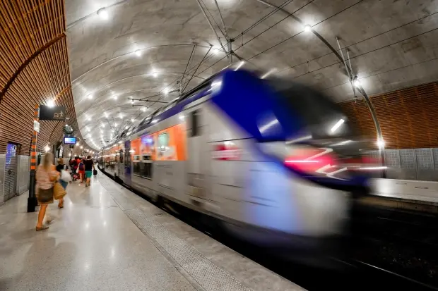 F1 Weekend 2026: More Trains, Later Service