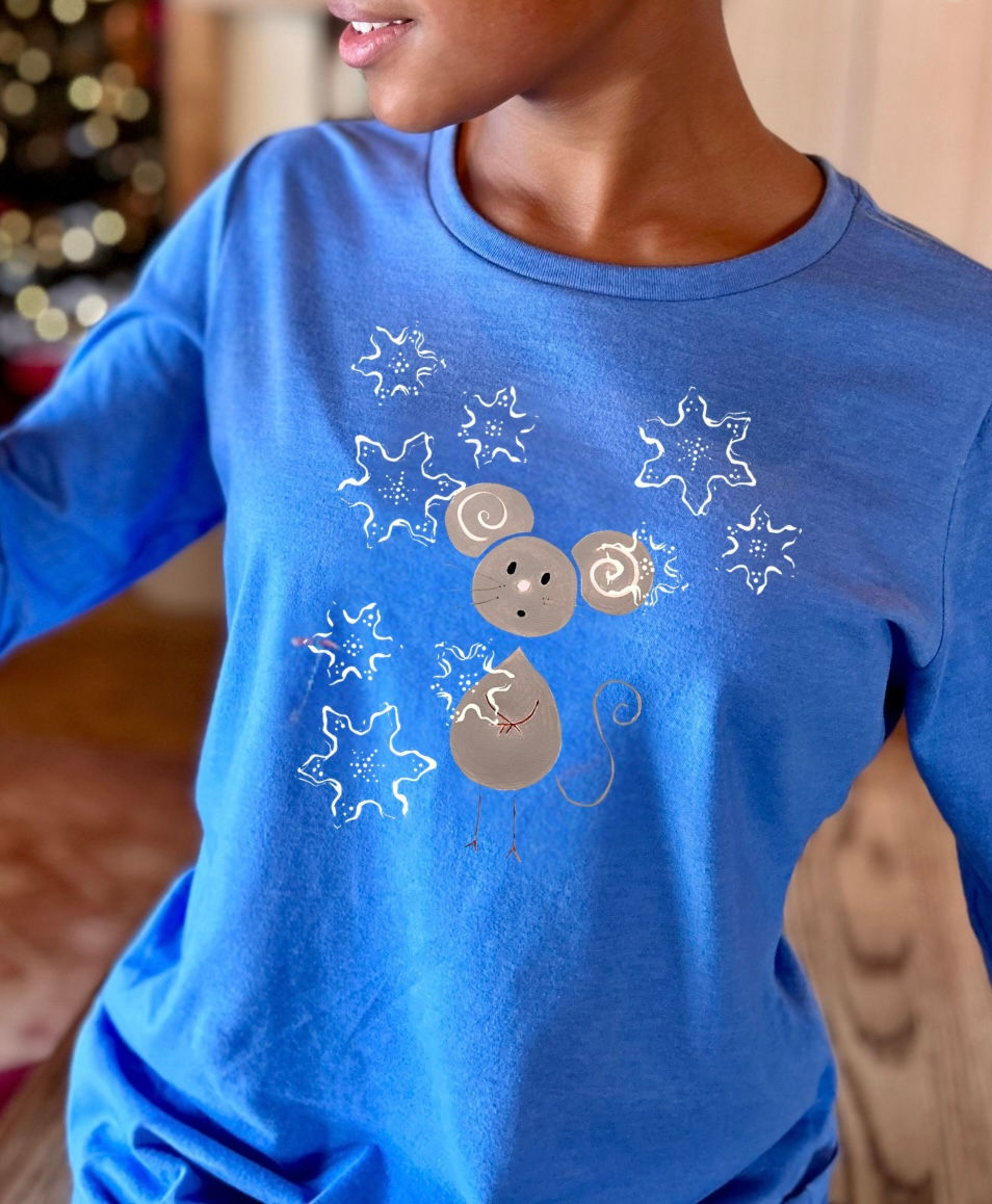 Women’s Relaxed Fit Long Sleeve Winter Magic