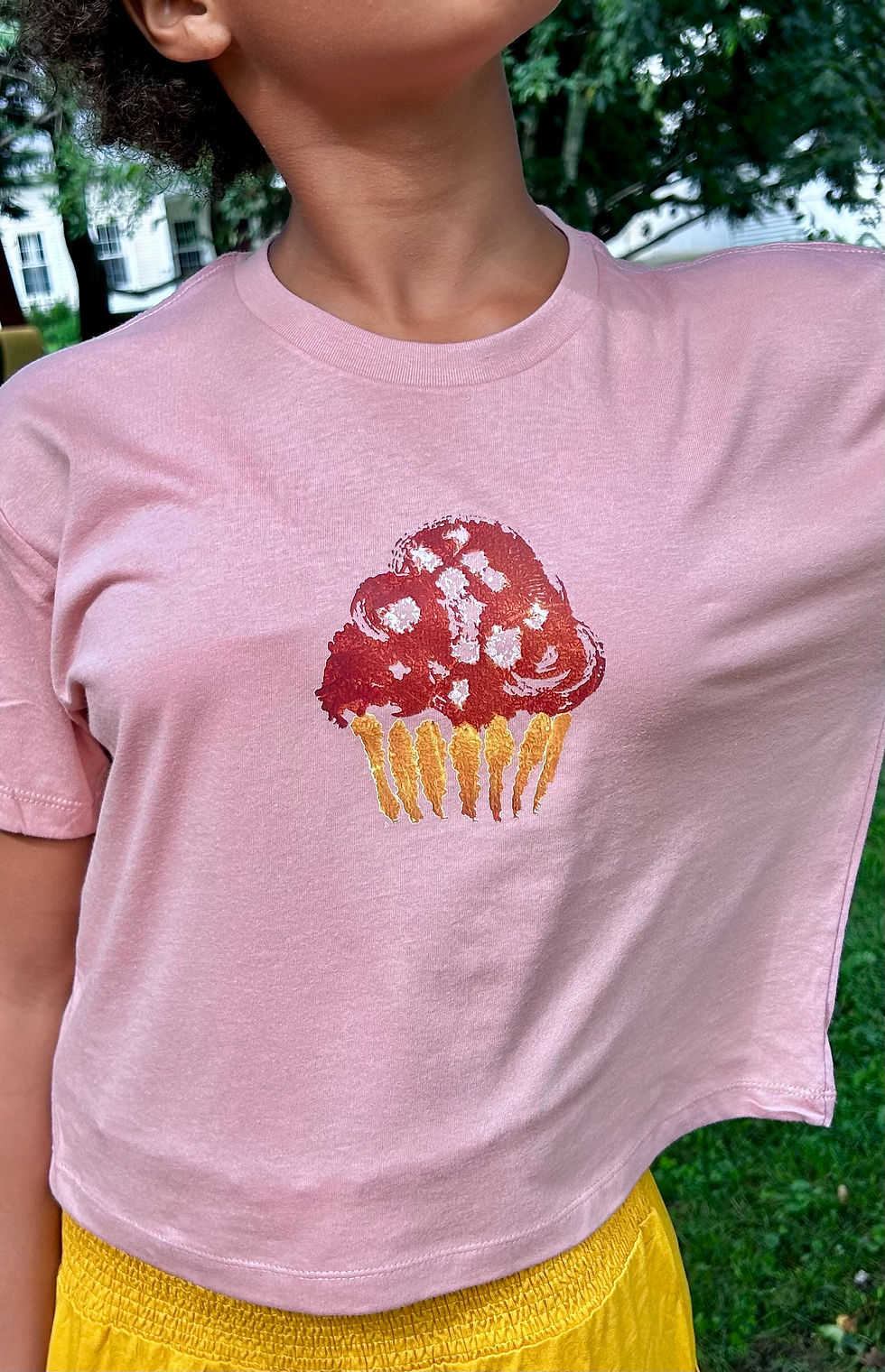 Chocolate Mocha Cupcake Variation with Pink Sprinkles Crop Tee