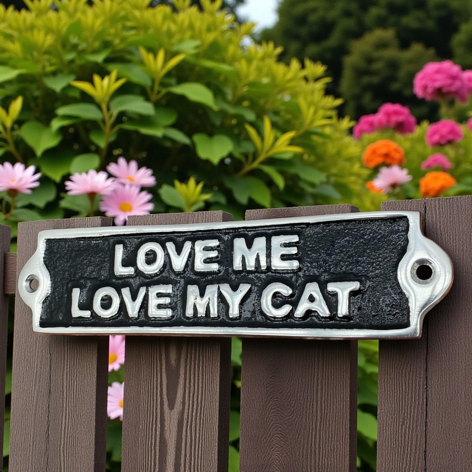 AcaciaHome LOVE CAT Wall Sign Decor - Perfect Male Gift 20cm