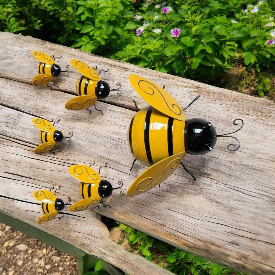 23/12/10CM SET 6 BEES