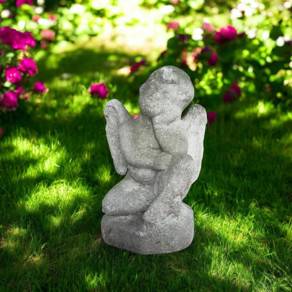SITTING ANGEL