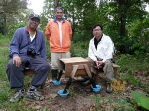 Azman and Haniz with their favorite colony.