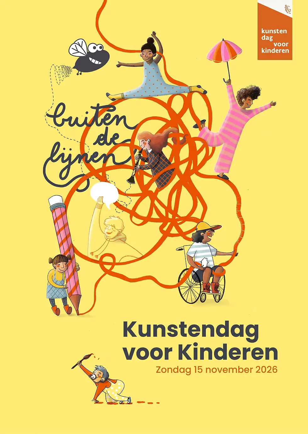 Kinderen experimenteren met kunst tijdens een creatieve workshop en spelen vrij met materialen en vormen