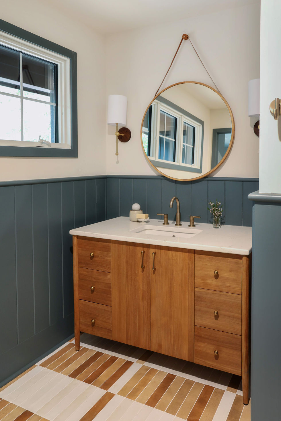 Guest Bath3