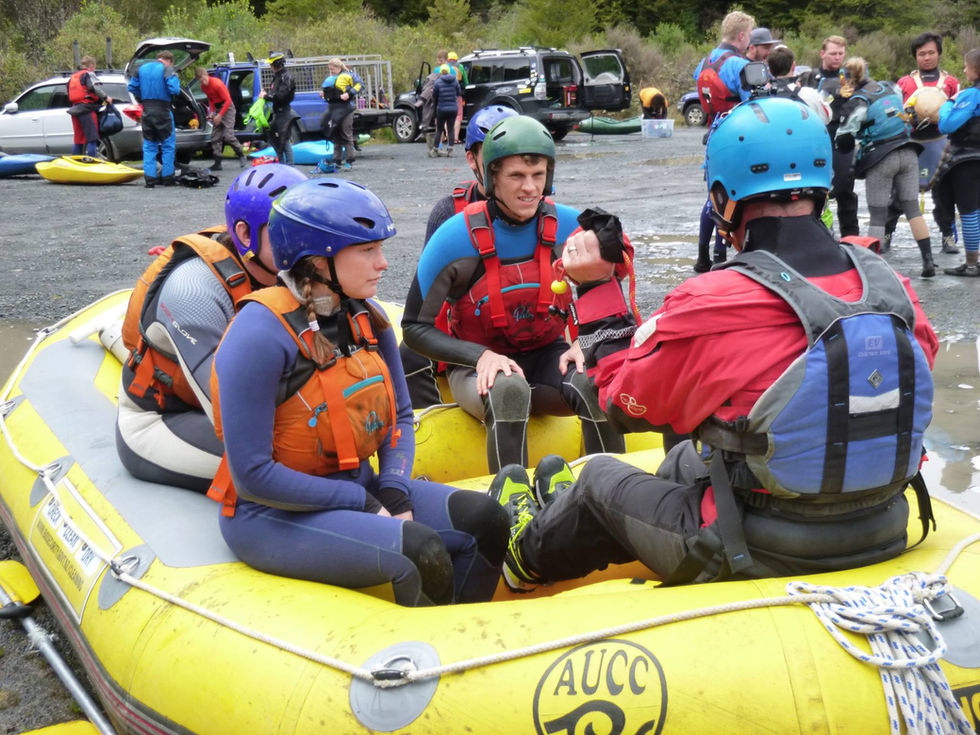 Canoe Club on the Tongariro River
