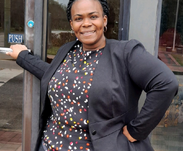 Dr. Tracey Gunter