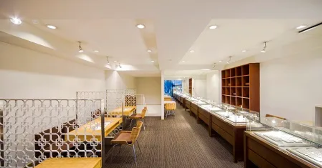 condotti2階の店内