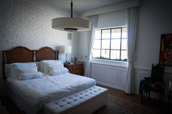 וילונות נוי והאפלה לחדרי שינה