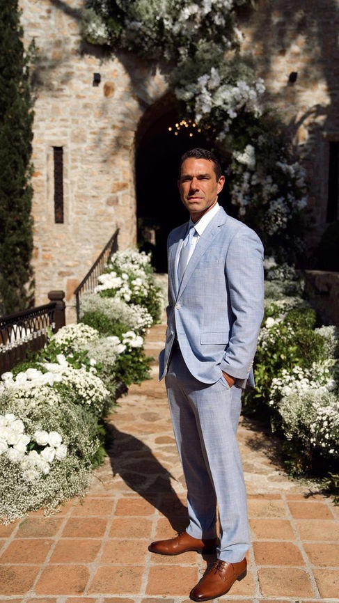 CASAMENTO: Isis Valverde & Marcus Buaiz | Vestido de Noiva by Vivianne Westwood | Terno by Hugo Boss