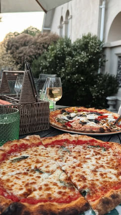 Despedida de Solteira de Ella Mae | Foto via @ellamaerayner