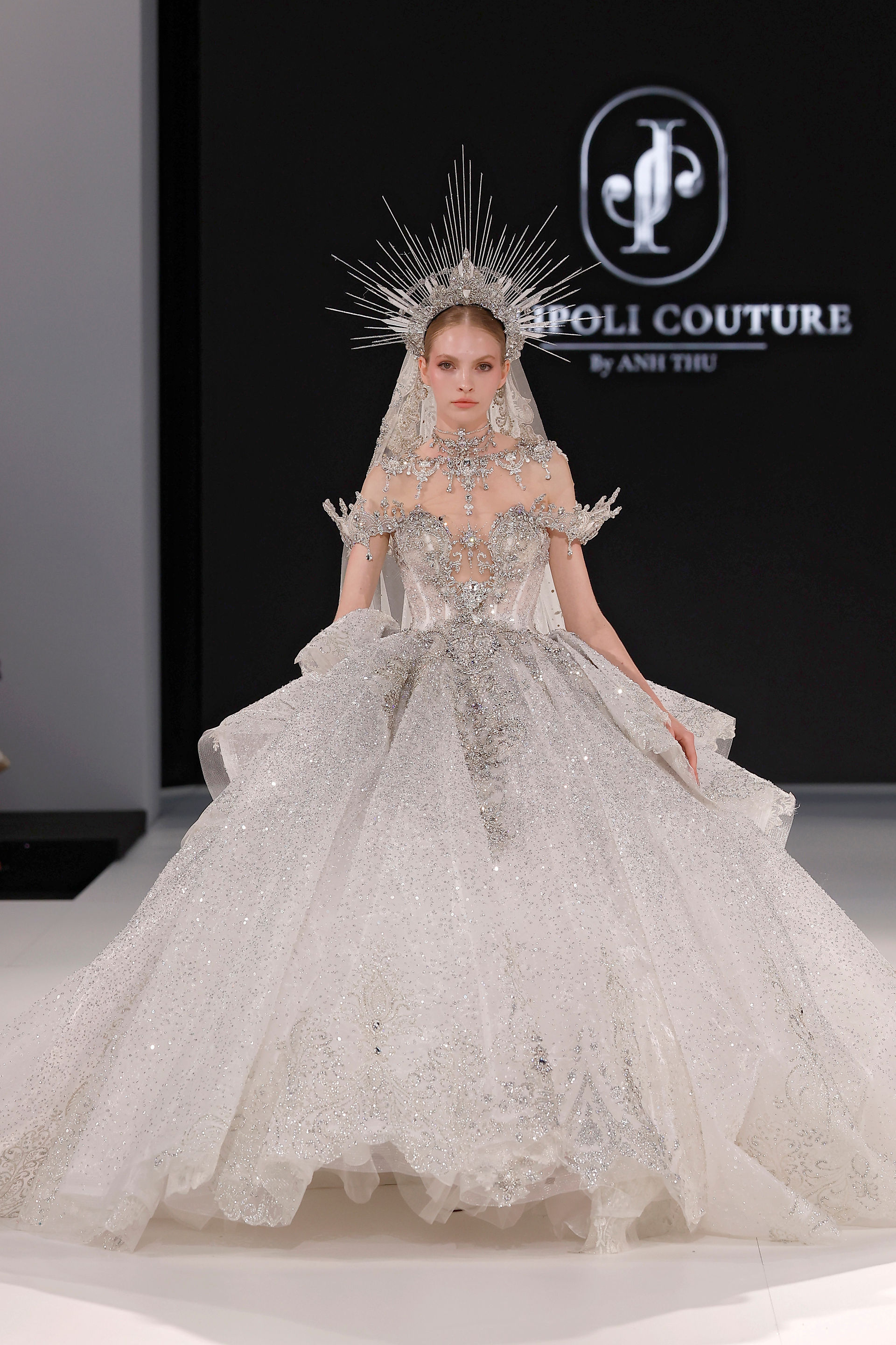 Joli Poli | Elysian Glow | BBFW'25