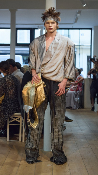 Ronald van der Kemp RVDK Coleção Couture | Haute Couture | Look 9 | Foto by WWD