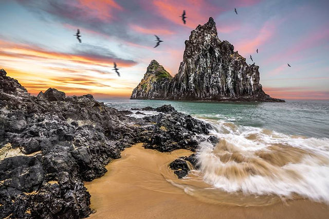 TOP 10 Destinos no Brasil - Fernando de Noronha