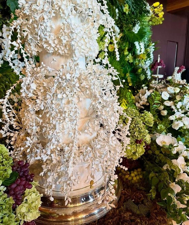 Bolo de Casamento - Sabrina Sato e Nicolas Prattes - Foto by Revista Quem