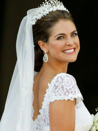 Penteado com Coroa para Noiva {Foto: Pinterest}