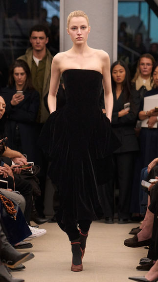 Alaïa | Foto by WWD | PFW 2026 Outono/Inverno