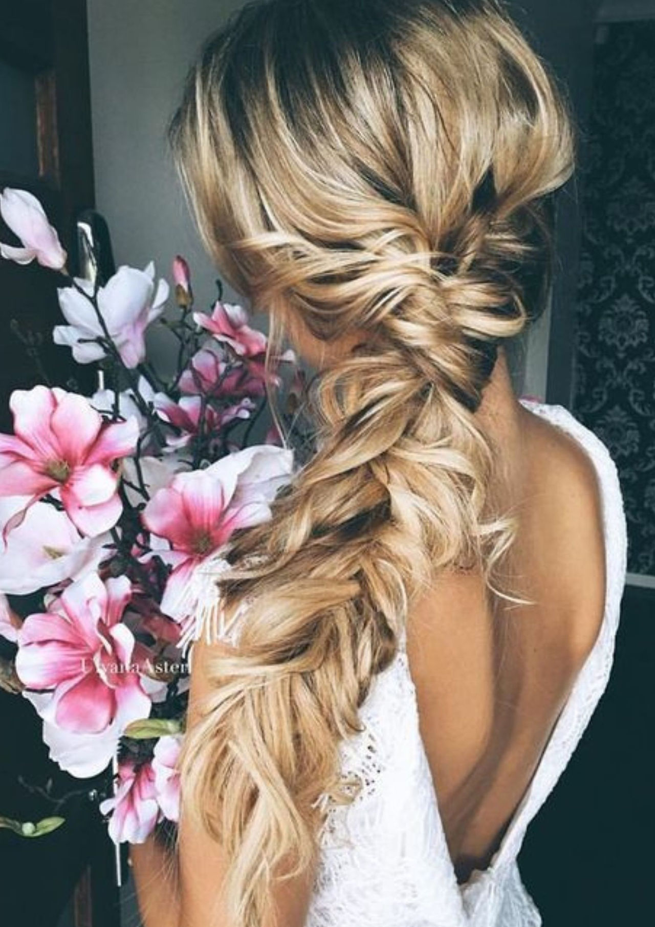 Foto by Bombay Hair | Como escolher o penteado da noiva perfeito?
