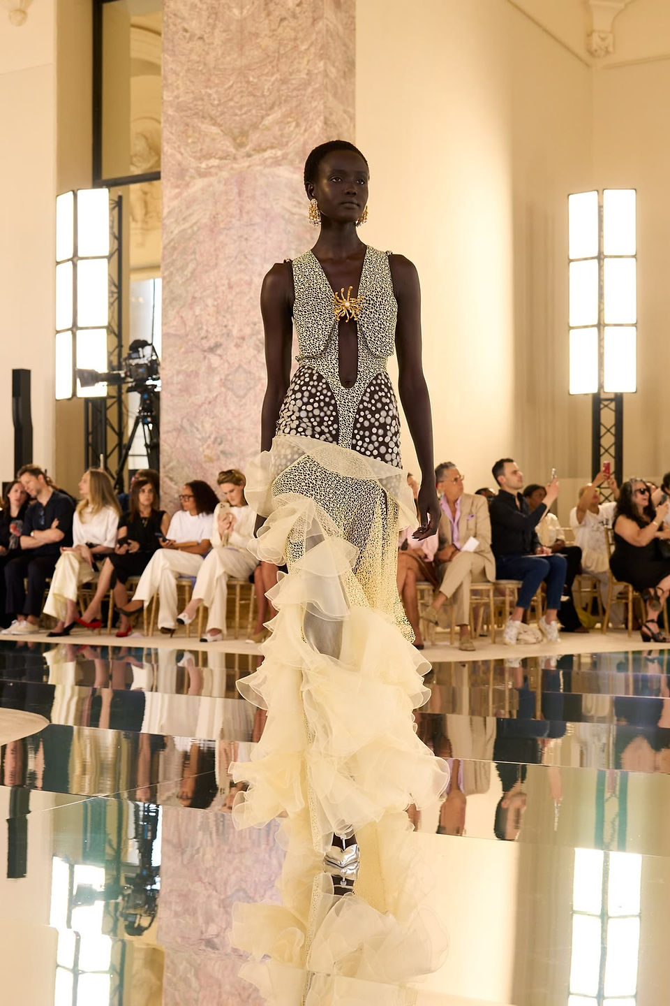 Schiaparelli Coleção "The Abyss" | Haute Couture | Look 23