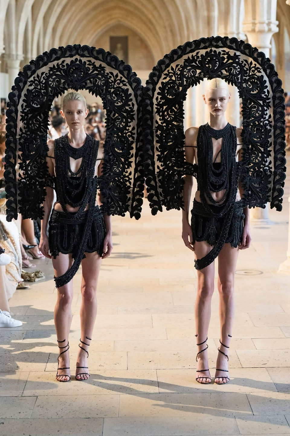 Rahul Mishra Coleção "Devi" | Haute Couture | Look 2
