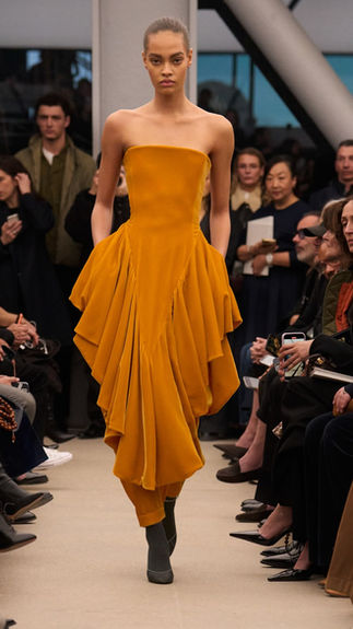 Alaïa | Foto by WWD | PFW 2026 Outono/Inverno