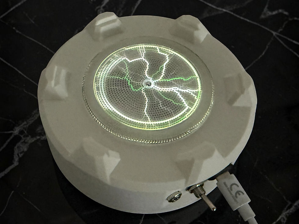 Miniature : Pearl Plasma Charging Plate with USB-C - Lakhovsky MWO Inspired Scalar Energy