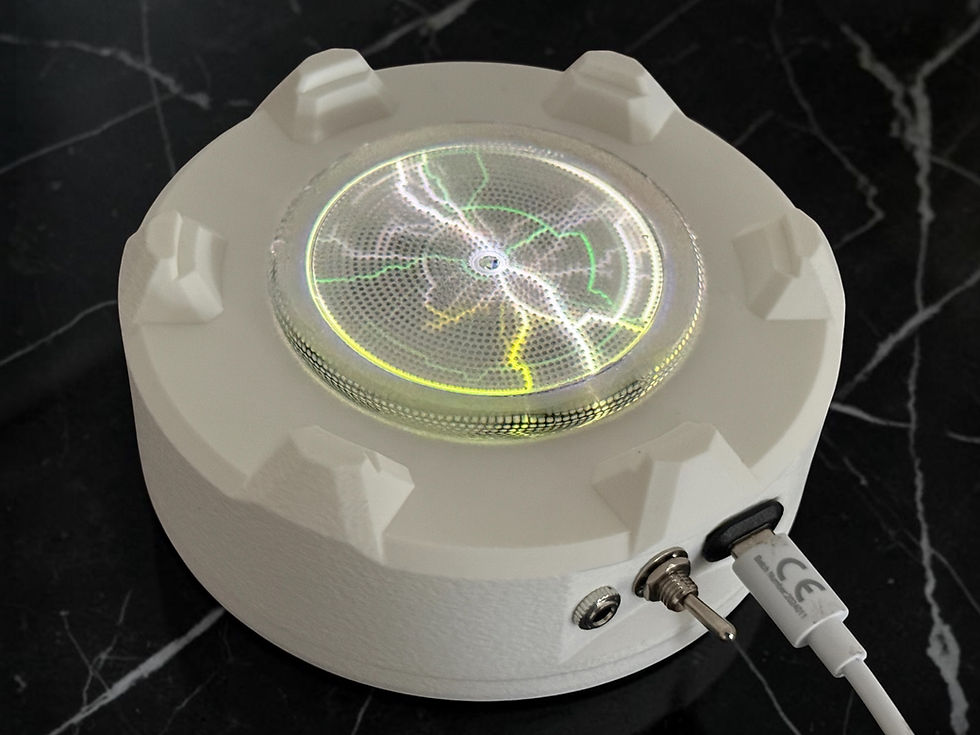 Miniature : Pearl Plasma Charging Plate with USB-C - Lakhovsky MWO Inspired Scalar Energy