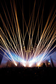 Show spectacle laser réalisé pour la célèbre collectif Organïk qui est un événement de musique électronique et la plus grande soirée Hard Techno à Paris et en France