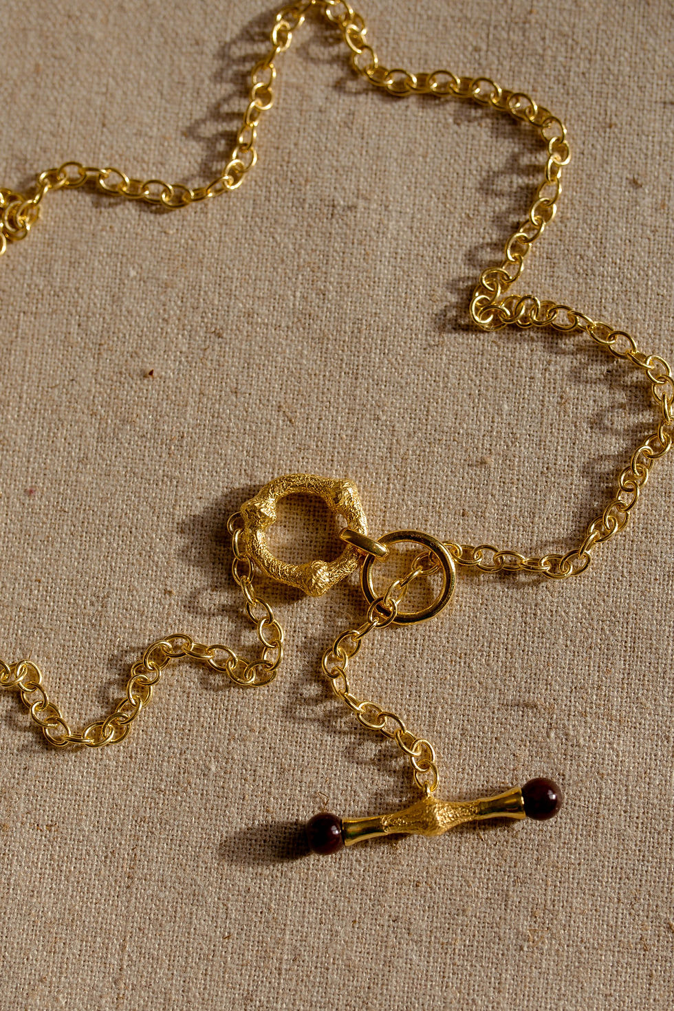 Thumbnail: Dahlias T-bar Chain necklace - Tiger's eye