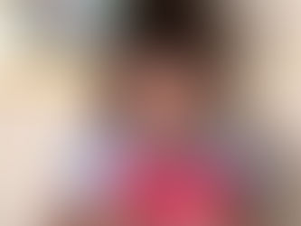 נוגה מחיפה מספרת