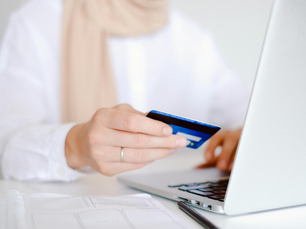 Credit-card-purchase