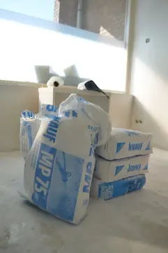 Knauff MP75 gebruikt voor professioneel stucwerk van muren.