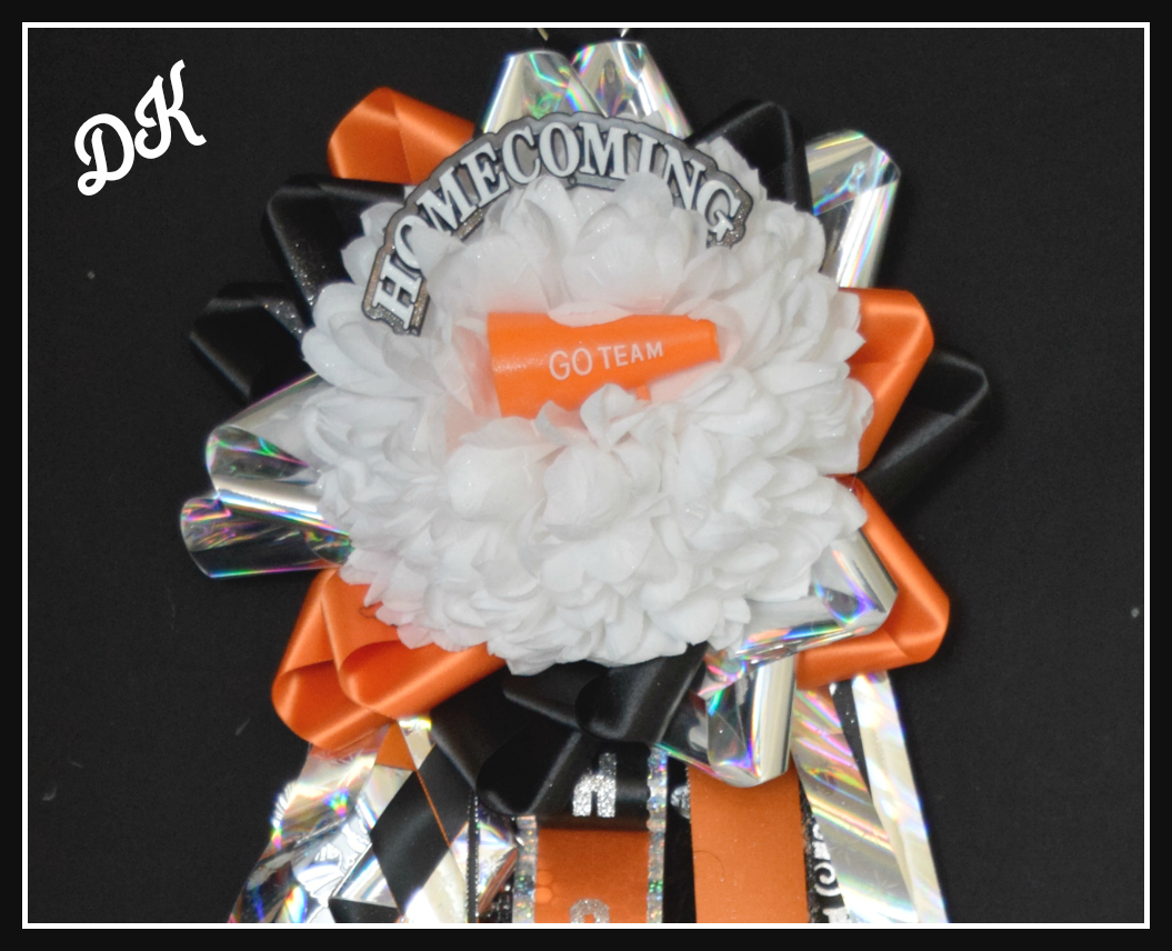 Basic Junior Homecoming Mum